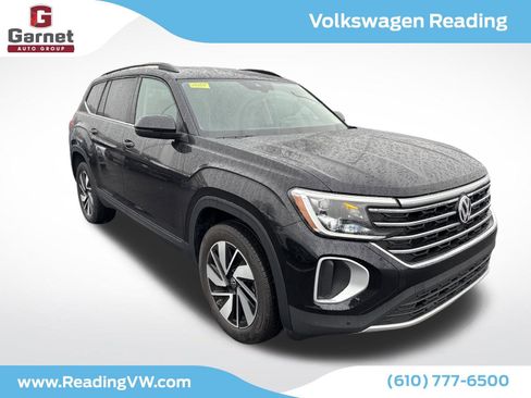 Used 2025 Volkswagen Atlas SE image 7