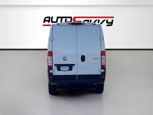 Used 2024 RAM ProMaster 2500 w/ Quick Order Package 22G SLT FWD image 6