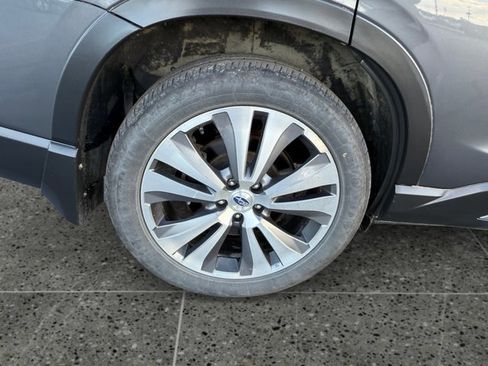 Used 2022 Subaru Ascent Limited w/ Technology Package image 10