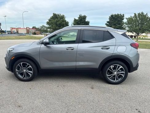 Used 2023 Buick Encore GX Select w/ Safety Package II FWD image 9