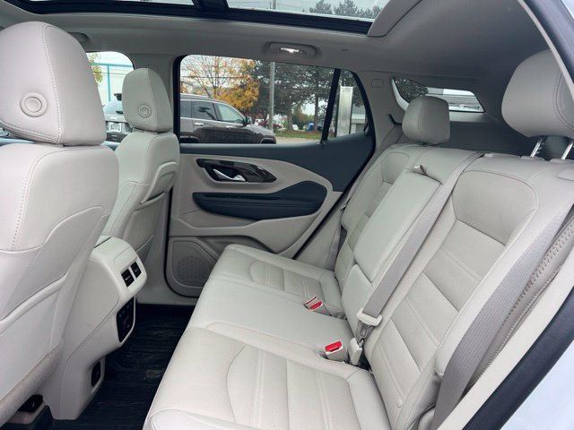 Used 2024 GMC Terrain Denali w/ Denali Premium Package AWD/4WD image 20