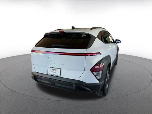 Used 2025 Hyundai Kona SEL image 12