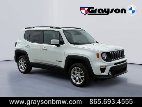 Used 2020 Jeep Renegade Latitude w/ Cold Weather Group image 1