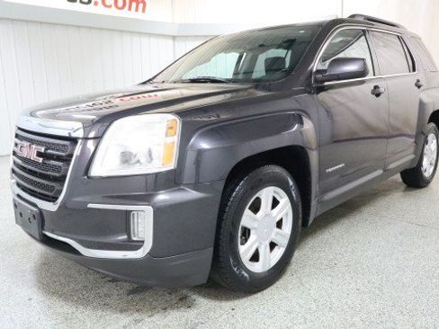 Used 2016 GMC Terrain SLE w/ Driver Alert Package I AWD/4WD image 2