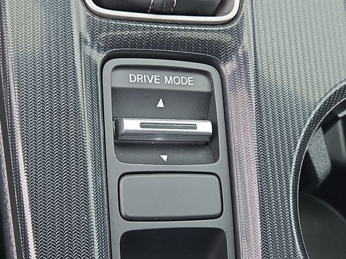 Used 2025 Honda Civic Sport image 25