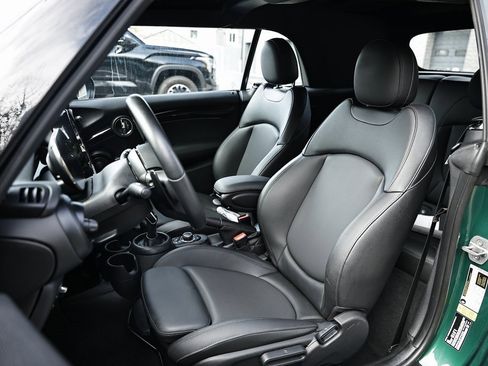 Used 2023 MINI Cooper S image 23