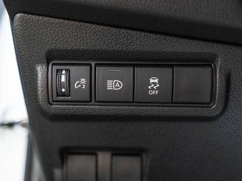 Certified 2026 Toyota Corolla Cross XLE FWD image 22