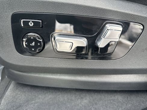 Used 2026 BMW X5 xDrive40i image 14