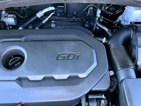 Used 2017 Hyundai Santa Fe Sport FWD image 31