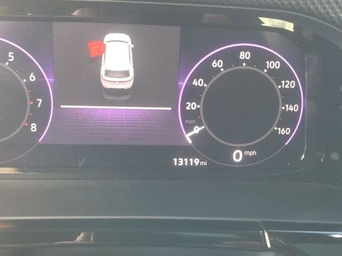 Used 2024 Volkswagen Atlas Cross Sport SEL R-Line image 13