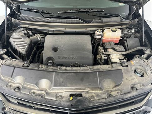 Used 2021 Chevrolet Traverse Premier w/ Redline Edition image 9