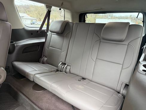 Used 2019 GMC Yukon XL Denali w/ Open Road Package image 27