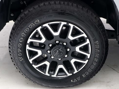 Used 2026 RAM 2500 Limited AWD/4WD image 29