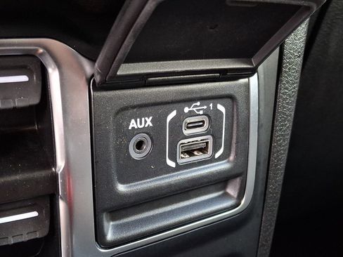 Certified 2025 Jeep Wrangler Unlimited Sport AWD/4WD image 23
