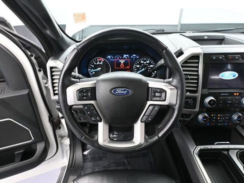 Used 2020 Ford F450 Platinum w/ FX4 Off-Road Package image 27