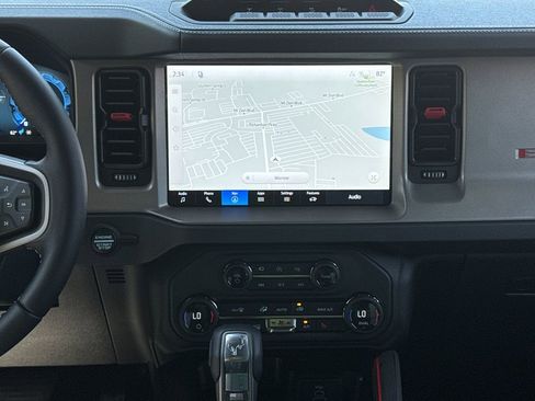New 2026 Ford Bronco Outer Banks AWD/4WD image 19