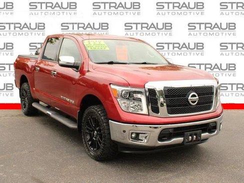 Used 2018 Nissan Titan SL AWD/4WD image 1