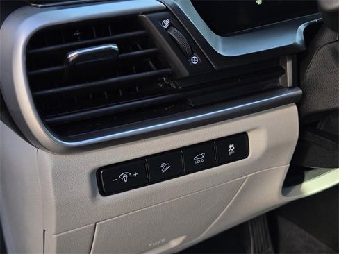Certified 2025 Kia Telluride S image 20