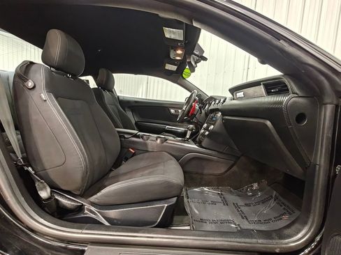 Used 2018 Ford Mustang Coupe w/ Black Accent Pkg image 20
