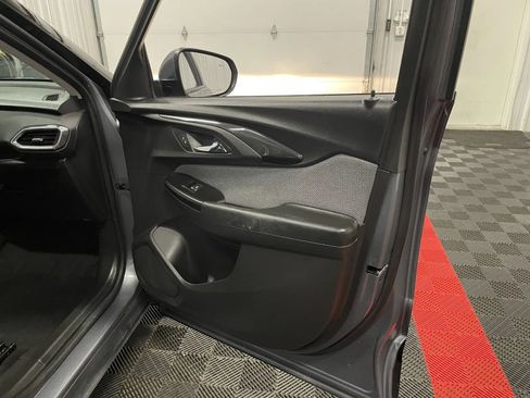 Used 2022 Chevrolet TrailBlazer LT w/ Driver Confidence Package image 43