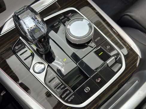 Used 2019 BMW X7 xDrive40i w/ Premium Package image 32