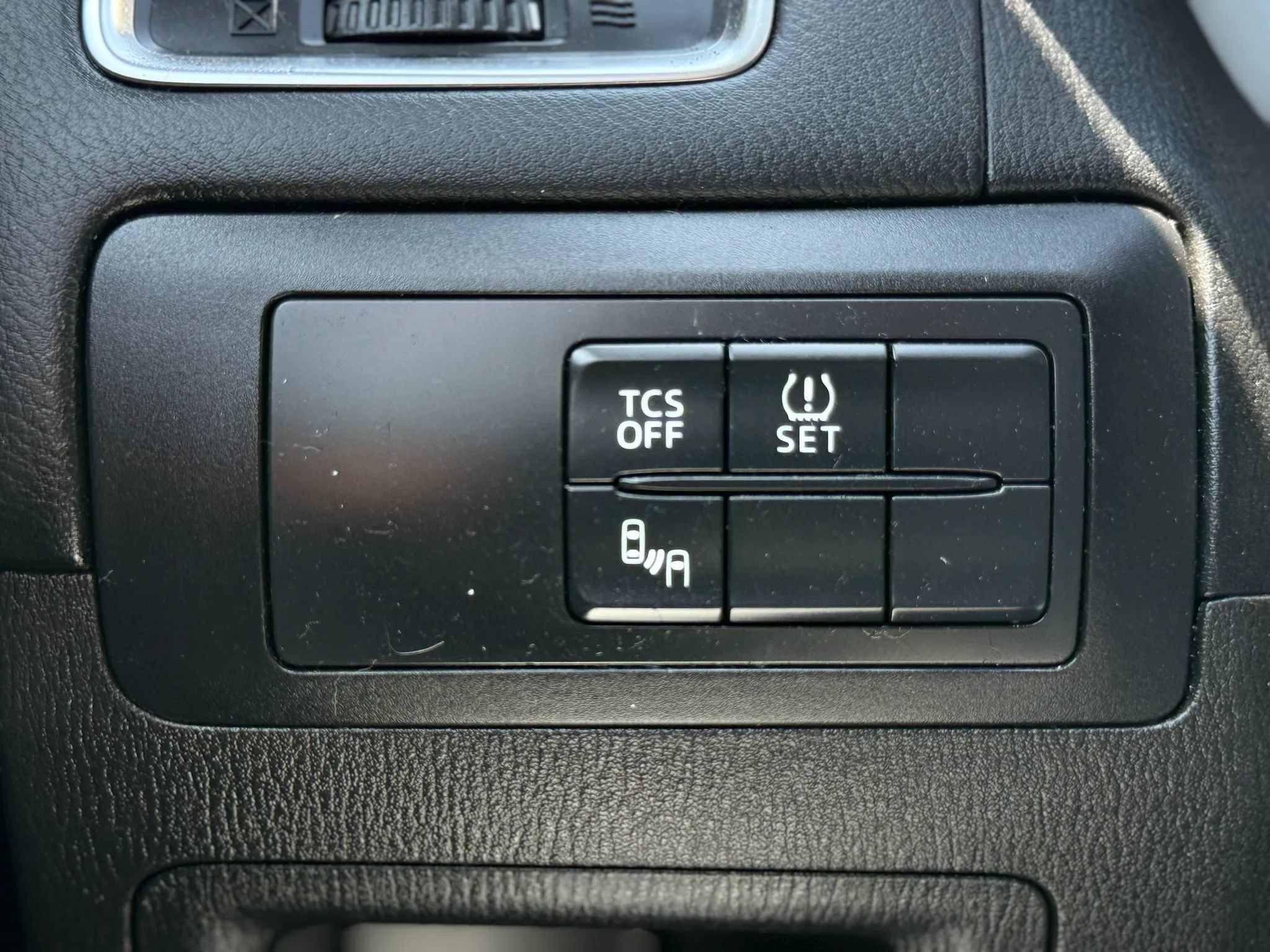 Used 2016 MAZDA CX-5 Touring FWD image 15