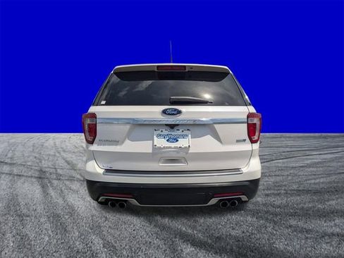 Certified 2018 Ford Explorer Platinum AWD/4WD image 4