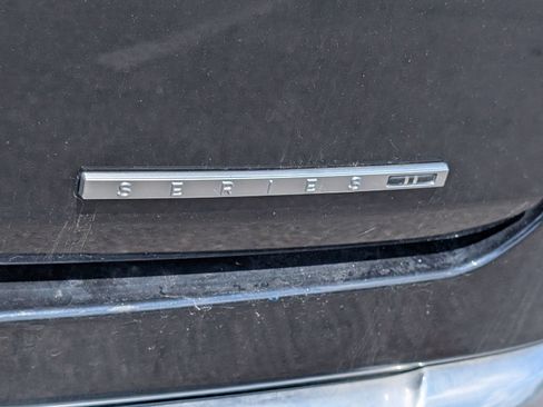 Used 2024 Jeep Wagoneer Series II AWD/4WD image 6