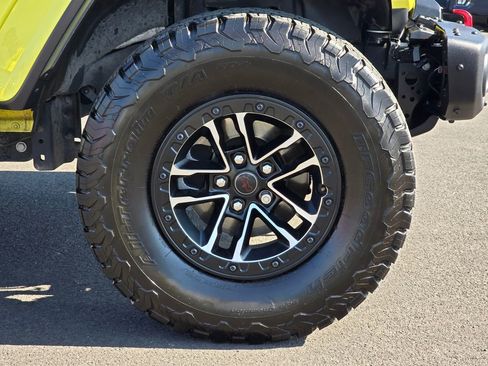 Used 2024 Jeep Wrangler Unlimited Rubicon image 11