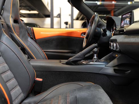 Used 2019 MAZDA MX-5 Miata 30th Anniversary image 84
