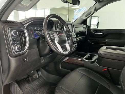 Used 2021 GMC Sierra 2500 SLT w/ SLT Premium Package AWD/4WD image 9