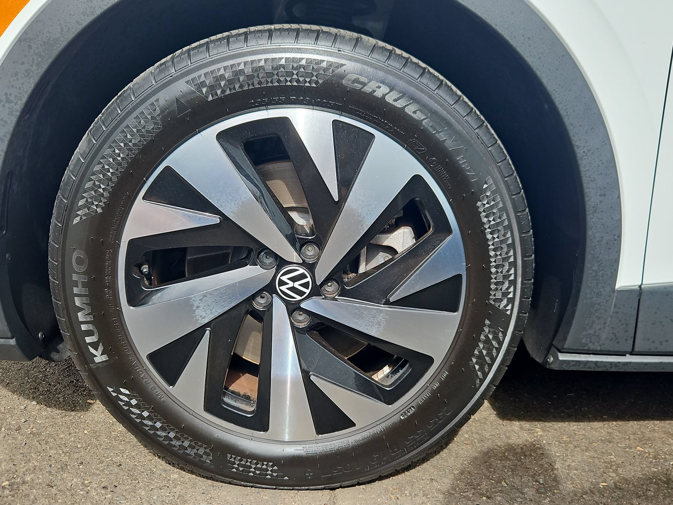 Used 2023 Volkswagen ID.4 Pro RWD image 32