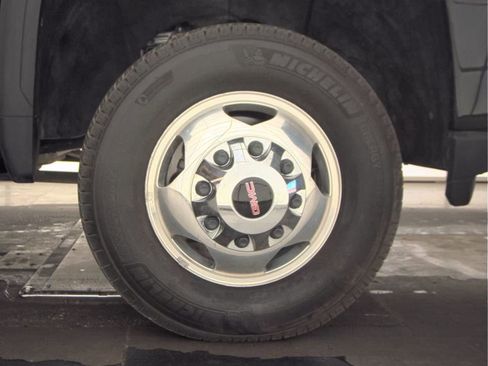 Used 2022 GMC Sierra 3500 Denali image 11