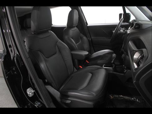 Used 2023 Jeep Renegade Limited w/ Sun/Sound Group AWD/4WD image 17