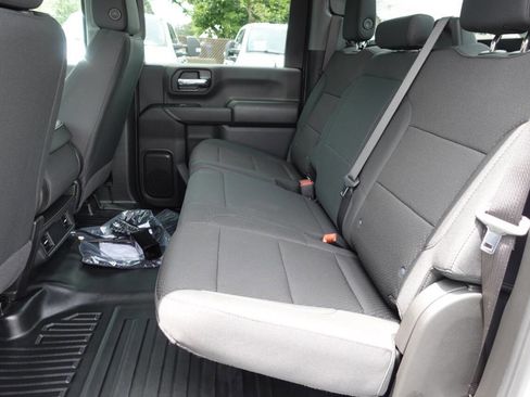 Used 2024 GMC Sierra 2500 Pro w/ Convenience Package image 21