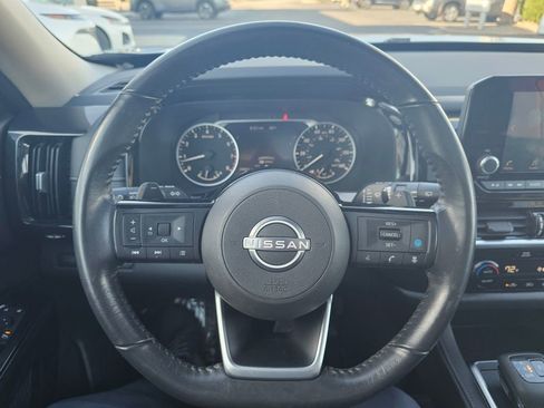 Certified 2022 Nissan Pathfinder SV w/ SV Premium Package image 21