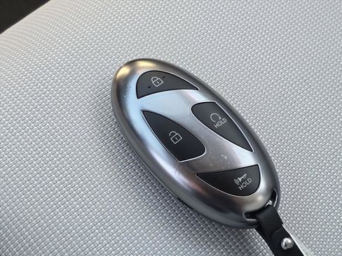 New 2026 Hyundai Kona SE image 15