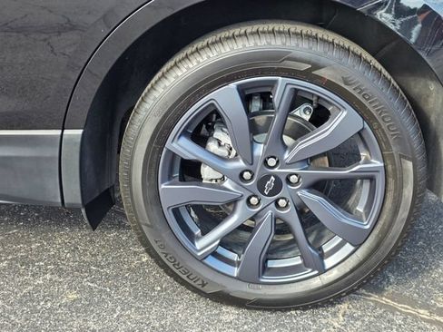 Used 2024 Chevrolet Equinox RS w/ RS Leather Package FWD image 8