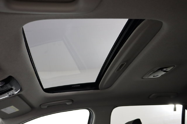 Certified 2023 Kia Niro Wave FWD image 23