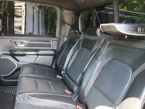 Used 2019 RAM 1500 Laramie AWD/4WD image 20