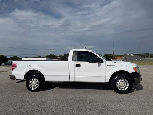 Used 2014 Ford F150 XL RWD image 2