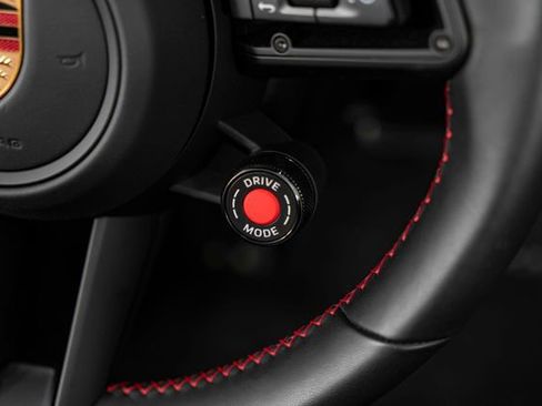 Used 2025 Porsche 911 Carrera 4 GTS AWD/4WD image 23