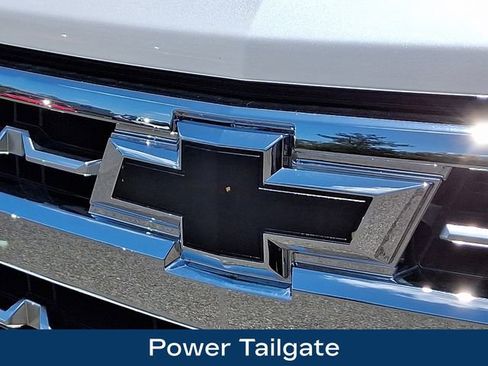 Used 2023 Chevrolet Silverado 1500 LTZ AWD/4WD image 33