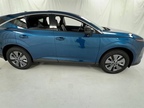 Used 2025 Nissan Murano SL w/ Cargo Package AWD/4WD image 2
