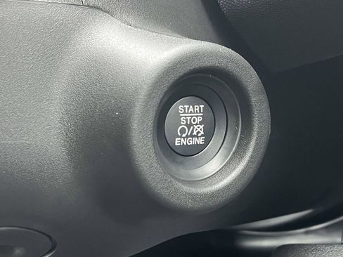 New 2026 RAM ProMaster 2500 w/ Convenience Group image 13