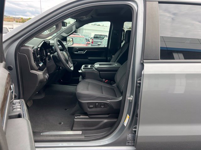 Used 2023 Chevrolet Silverado 1500 LT AWD/4WD image 10