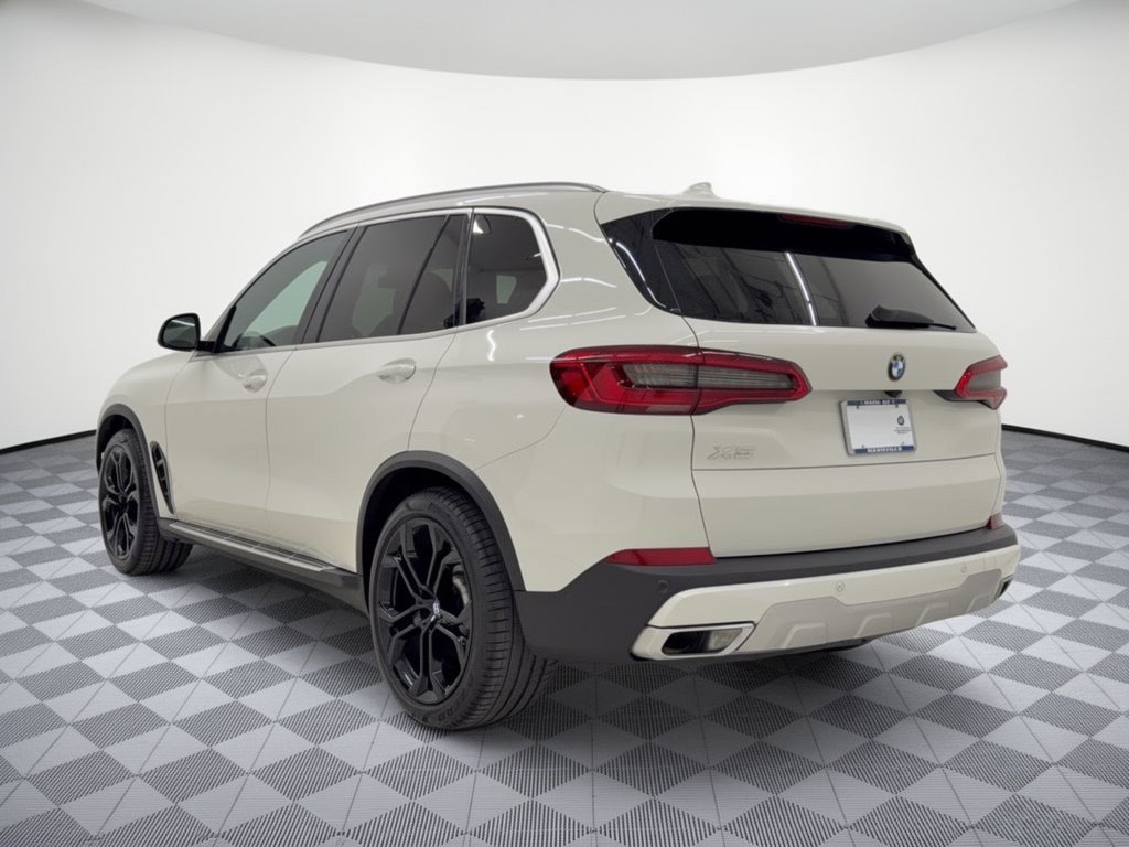 Used 2019 BMW X5 xDrive40i w/ Convenience Package AWD/4WD image 3