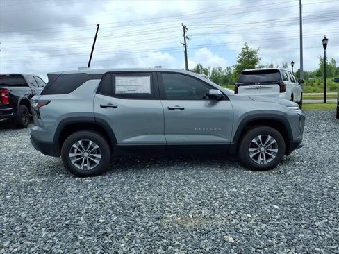 New 2026 Chevrolet Equinox LT w/ Convenience Package II FWD image 26