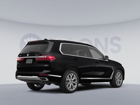 Used 2021 BMW X7 xDrive40i w/ M Sport Package image 4