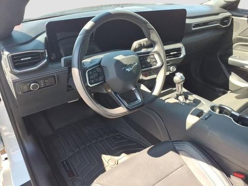 Used 2024 Ford Mustang GT Premium image 14